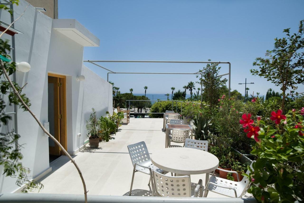 City Centre Rooms Limassol Bagian luar foto